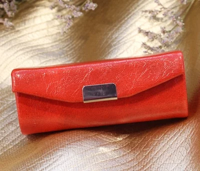 Футляр помады A05